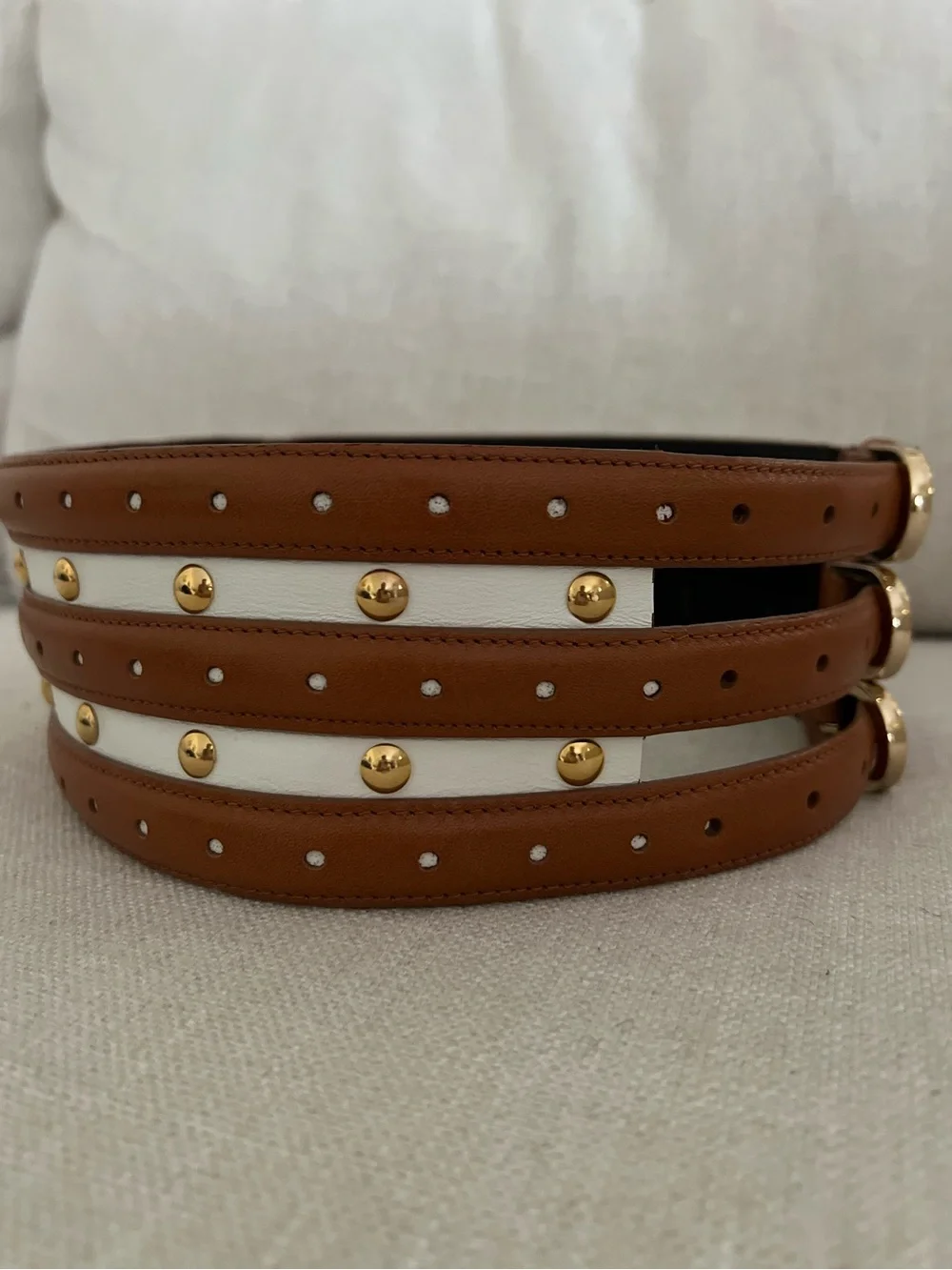 Stunning Oscar de la Renta Italian Leather Triple Buckle Studded Belt Tan XS